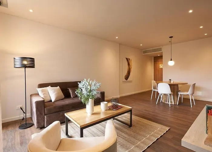 Caluce Apt 5D By Letoh
